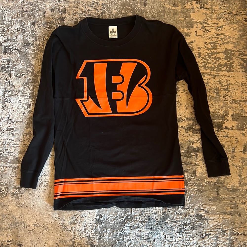 Pink bengals shirt size XS